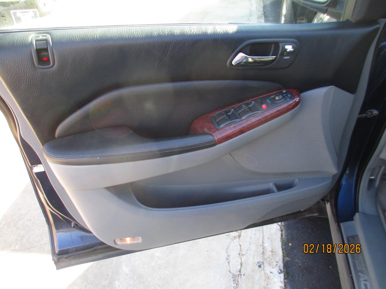 Acura MDX Base 2004