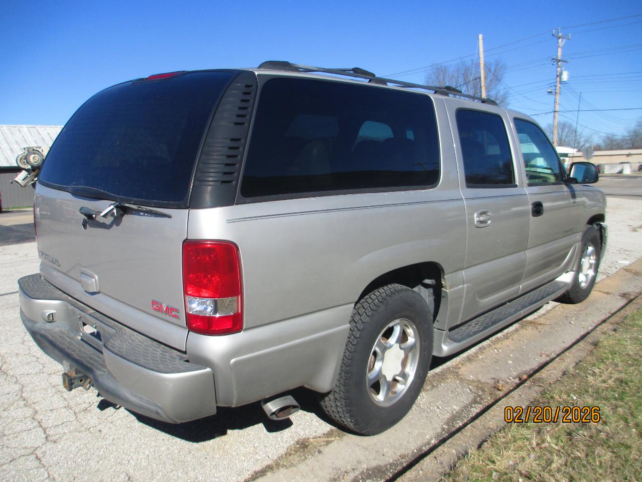 GMC Yukon Denali XL 2004