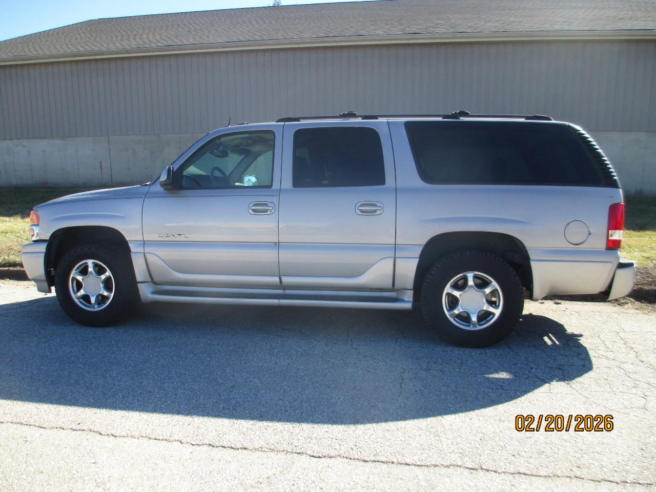 GMC Yukon Denali XL 2004