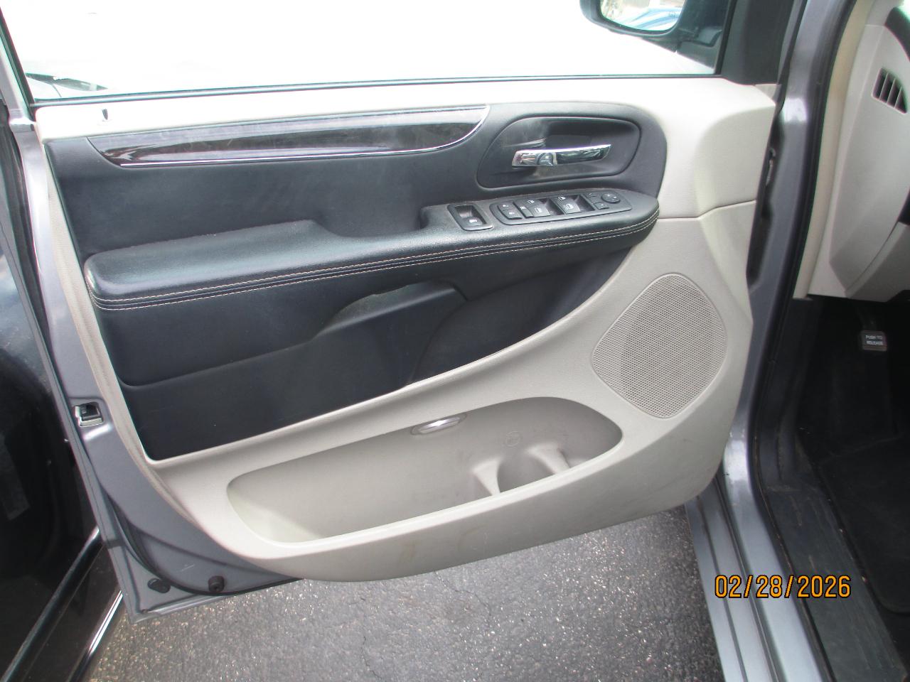 Chrysler Town & Country Touring 2014