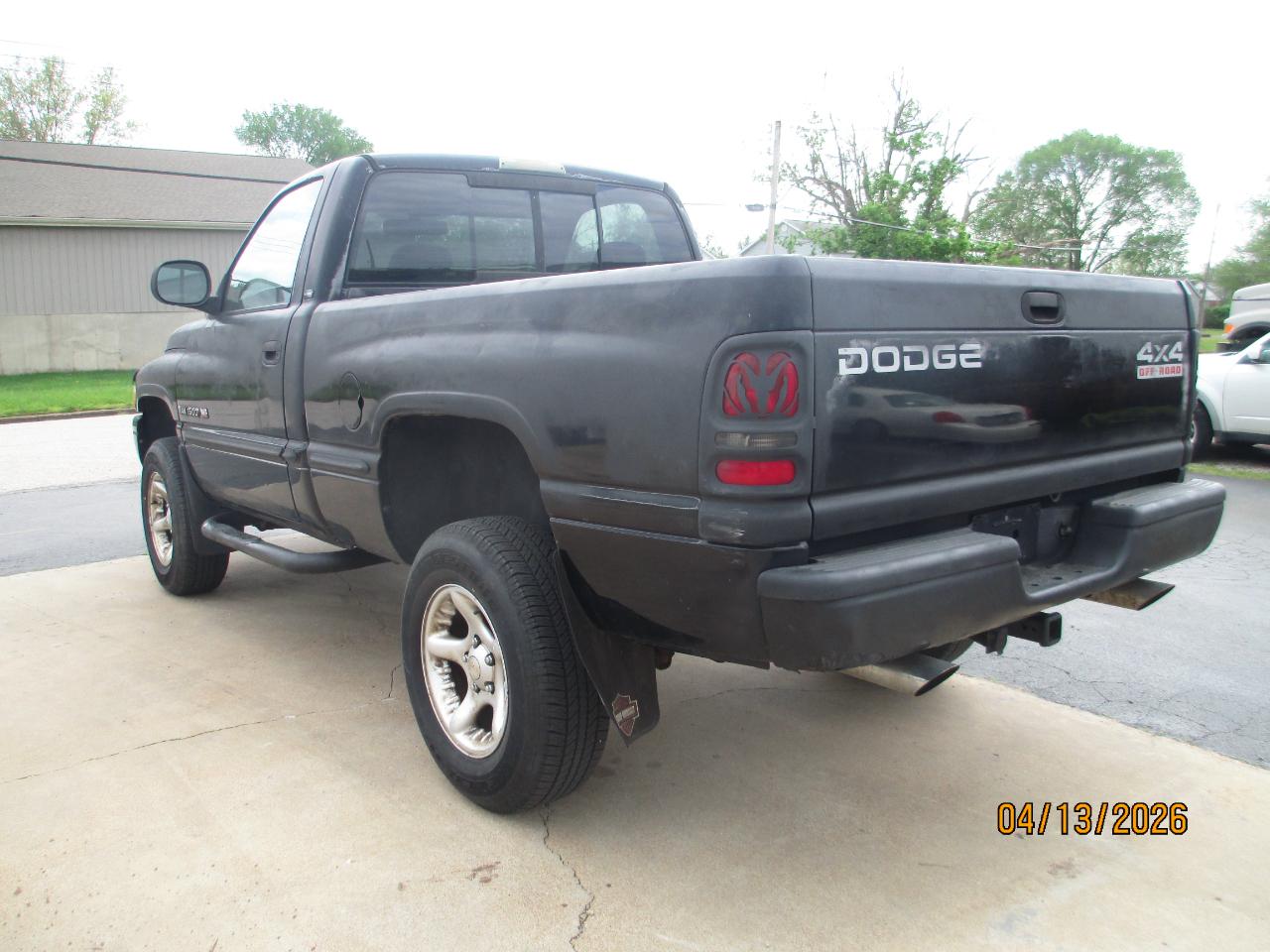 Dodge Ram 1500 Reg. Cab Short Bed 4WD 2001