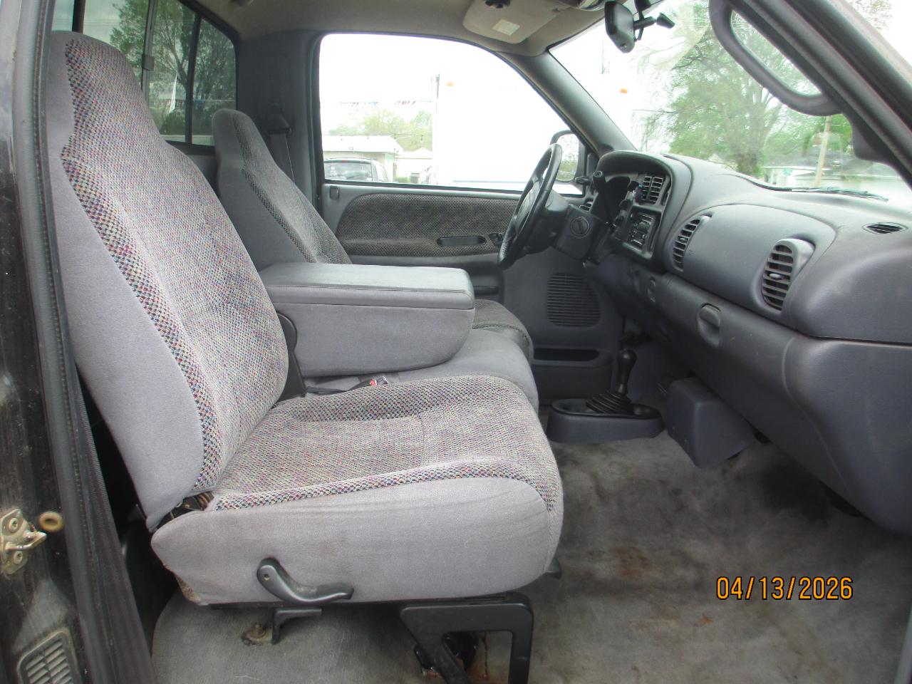 Dodge Ram 1500 Reg. Cab Short Bed 4WD 2001