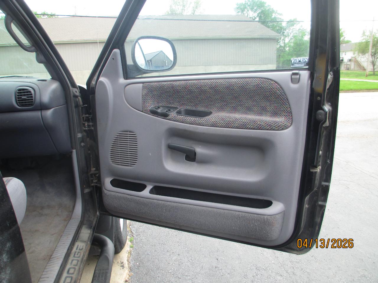 Dodge Ram 1500 Reg. Cab Short Bed 4WD 2001