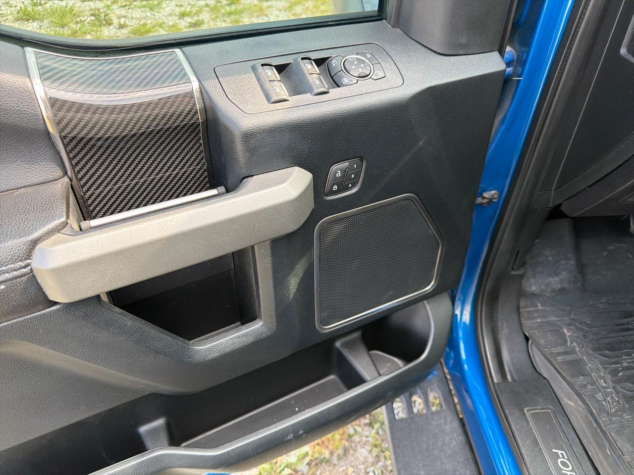 Ford F-150 4WD SuperCrew 145" SVT Raptor 2019