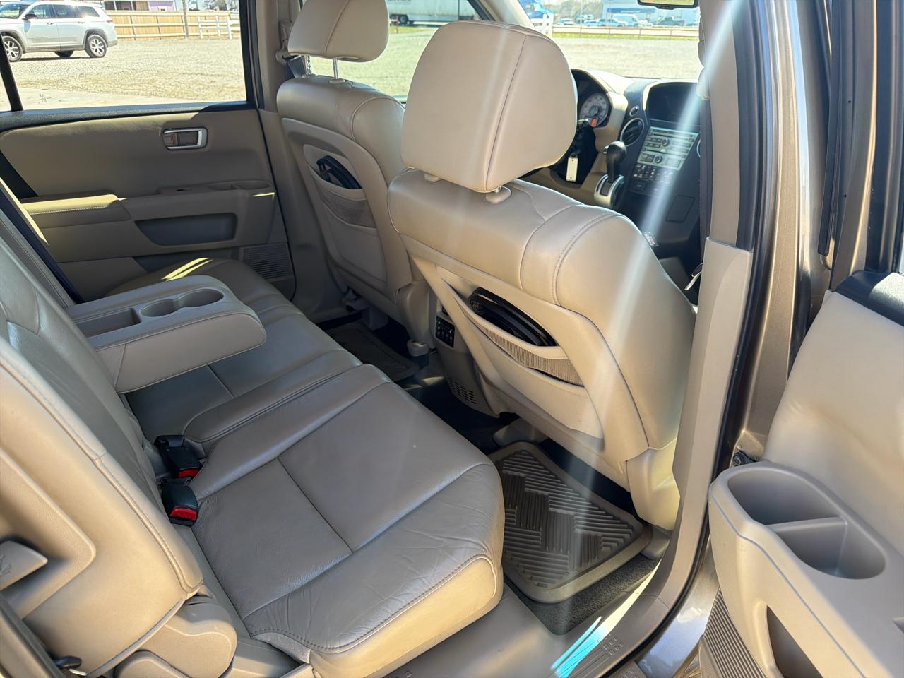 Honda Pilot EX-L 2WD 5-Spd AT with DVD 2010