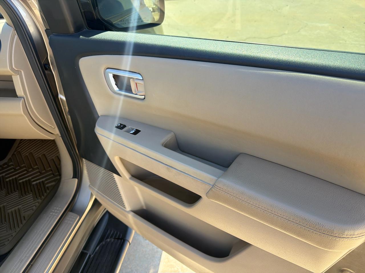 Honda Pilot EX-L 2WD 5-Spd AT with DVD 2010