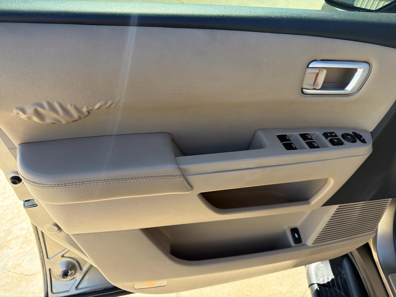 Honda Pilot EX-L 2WD 5-Spd AT with DVD 2010