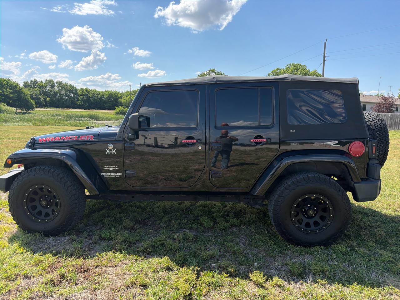 Jeep Wrangler Unlimited Sahara 4WD 2012