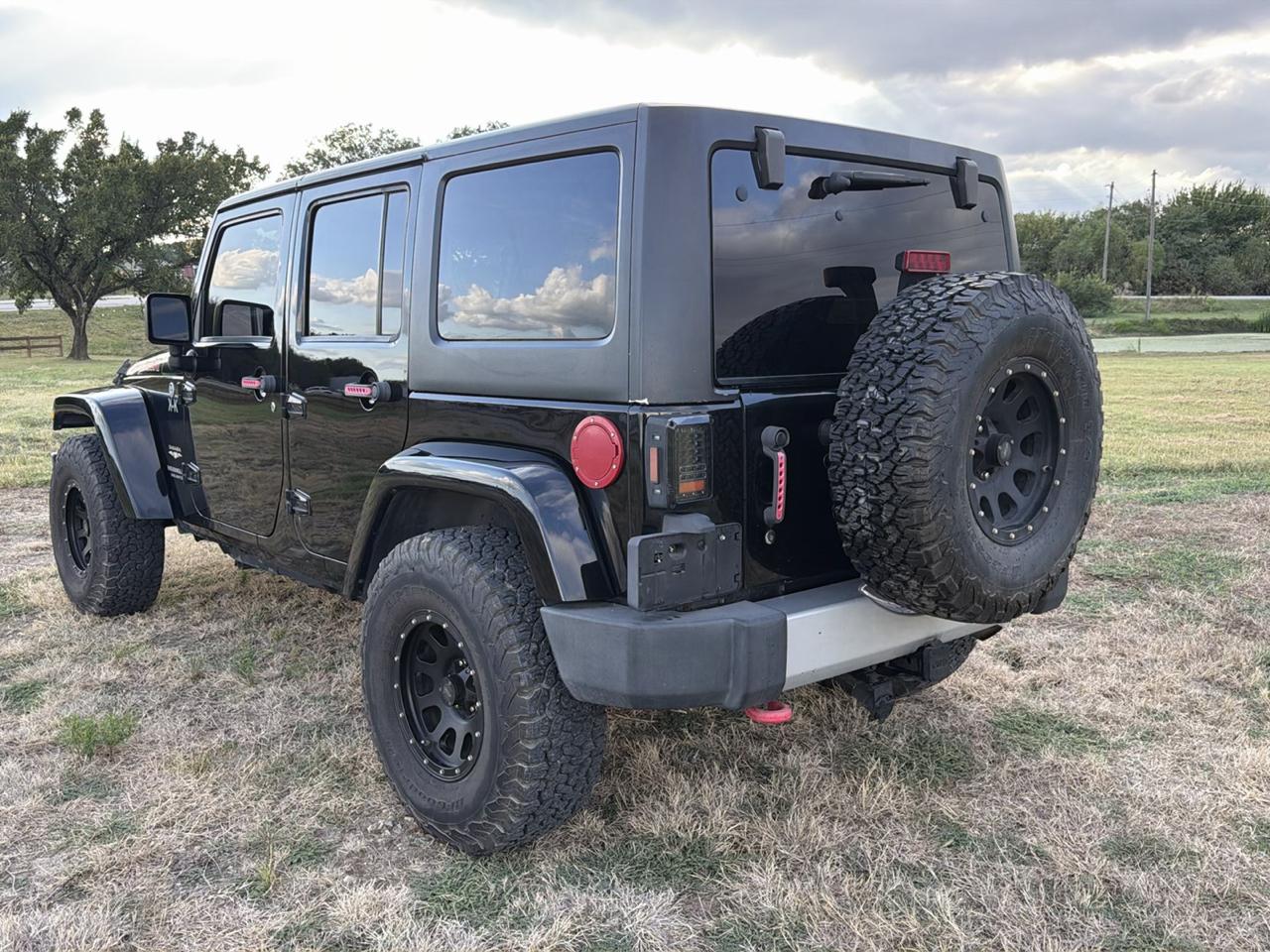 Jeep Wrangler Unlimited Sahara 4WD 2012