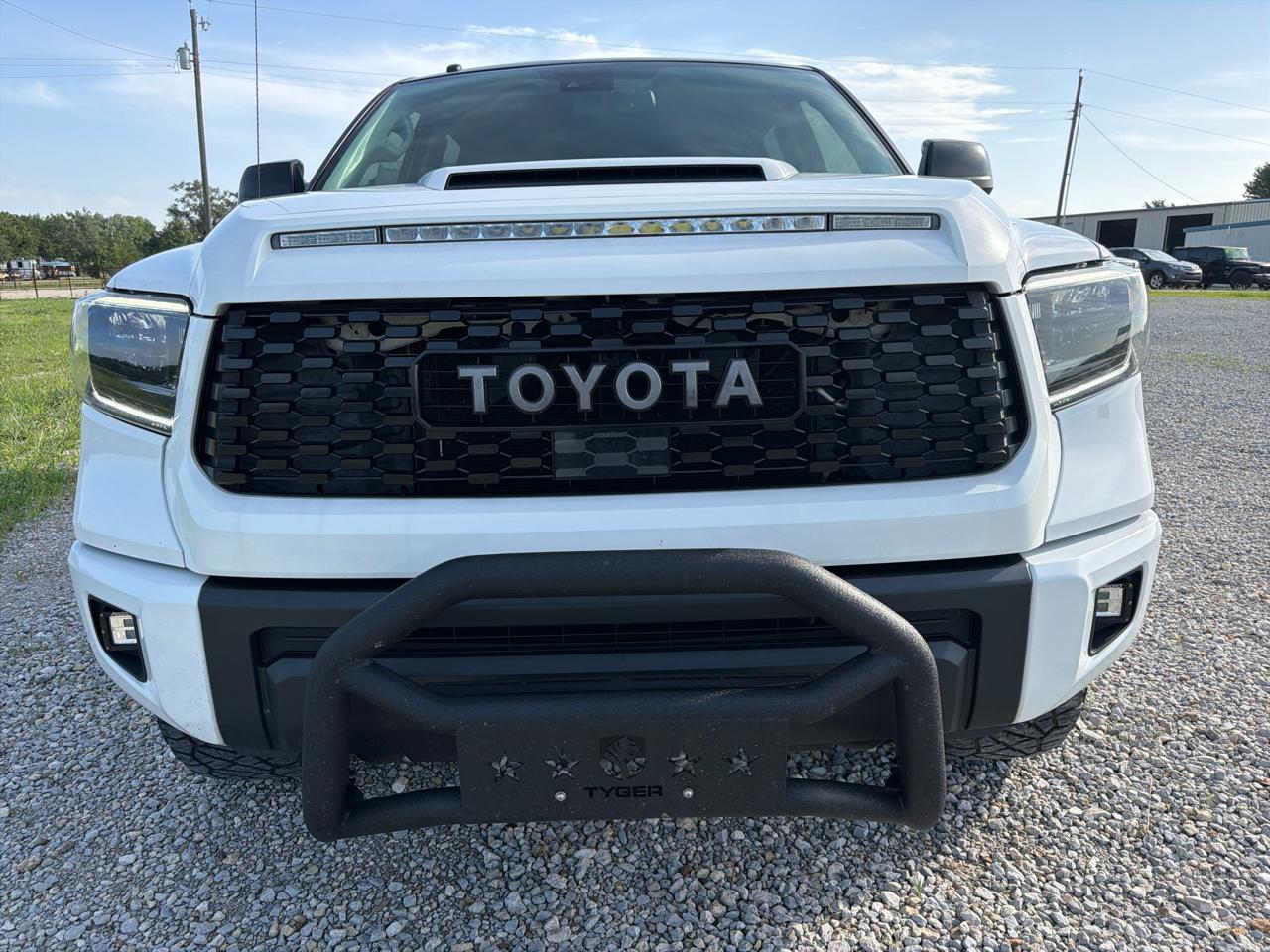 Toyota Tundra SR5 5.7L V8 CrewMax 4WD 2019