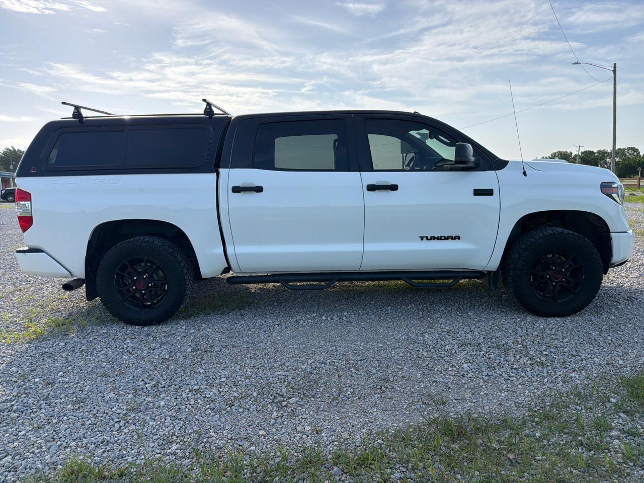 Toyota Tundra SR5 5.7L V8 CrewMax 4WD 2019