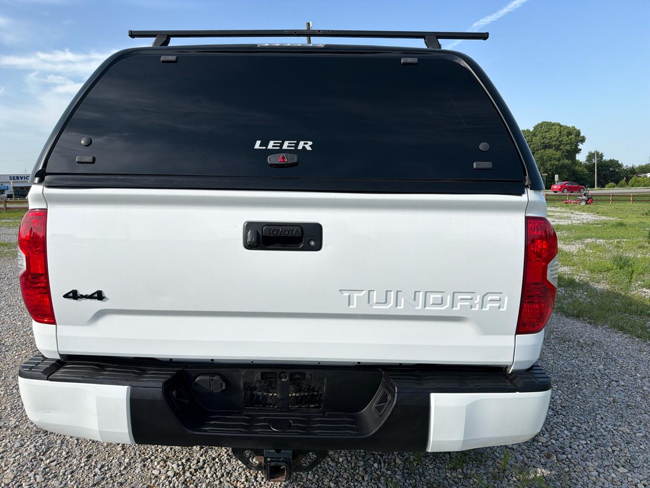 Toyota Tundra SR5 5.7L V8 CrewMax 4WD 2019