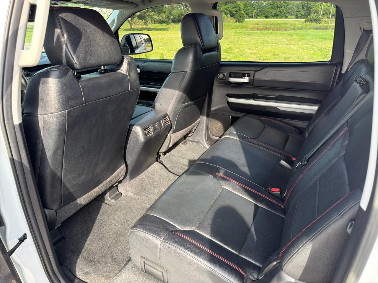 Toyota Tundra SR5 5.7L V8 CrewMax 4WD 2019