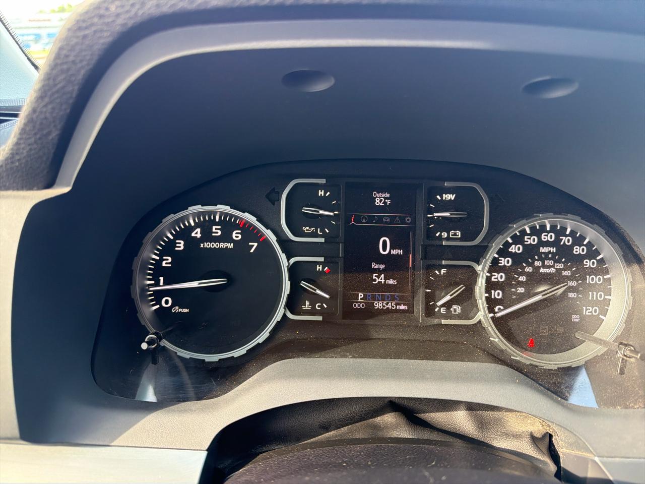 Toyota Tundra SR5 5.7L V8 CrewMax 4WD 2019