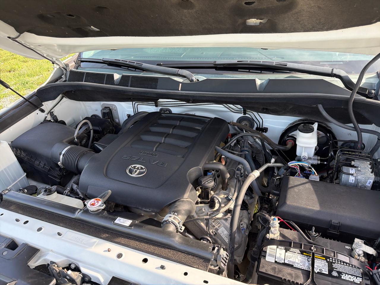 Toyota Tundra SR5 5.7L V8 CrewMax 4WD 2019