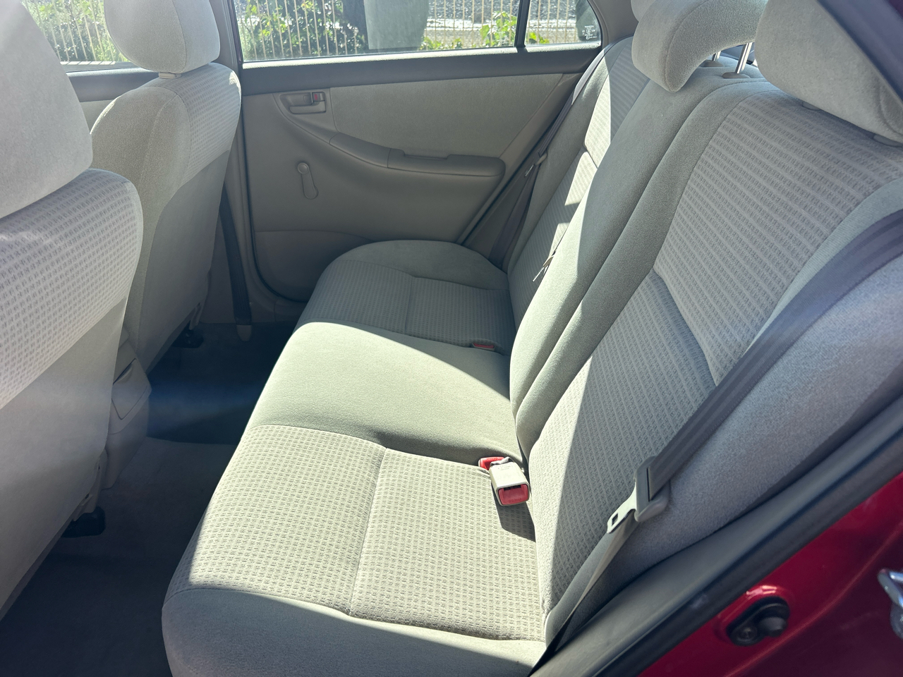 Toyota Corolla 4dr Sdn CE Auto (Natl) 2005