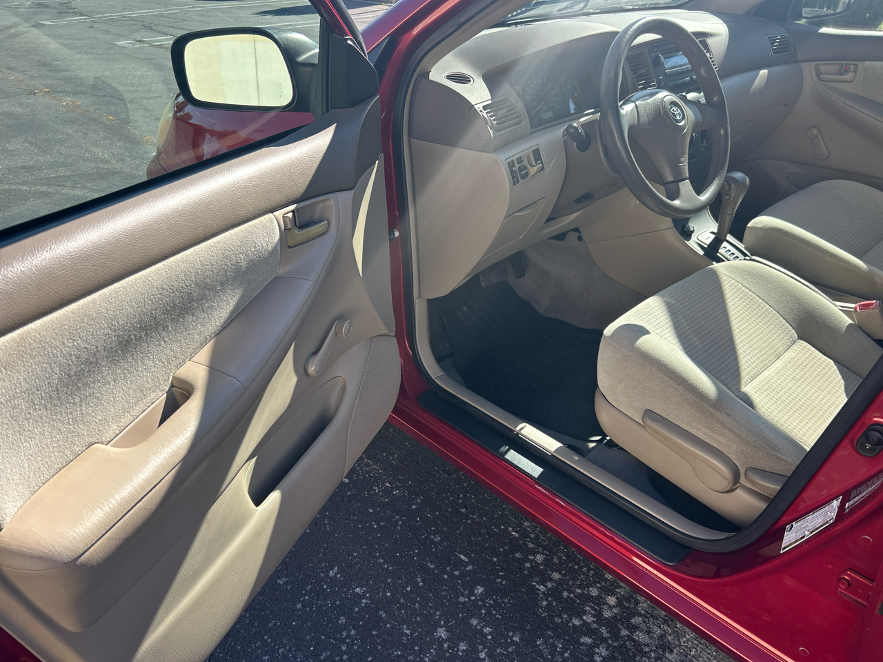 Toyota Corolla 4dr Sdn CE Auto (Natl) 2005