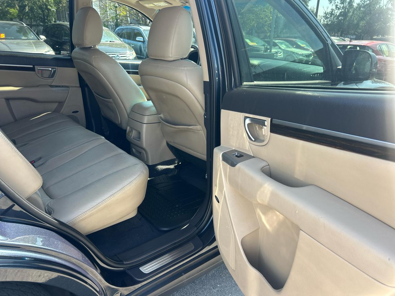 Hyundai Santa Fe FWD 4dr I4 Limited 2012