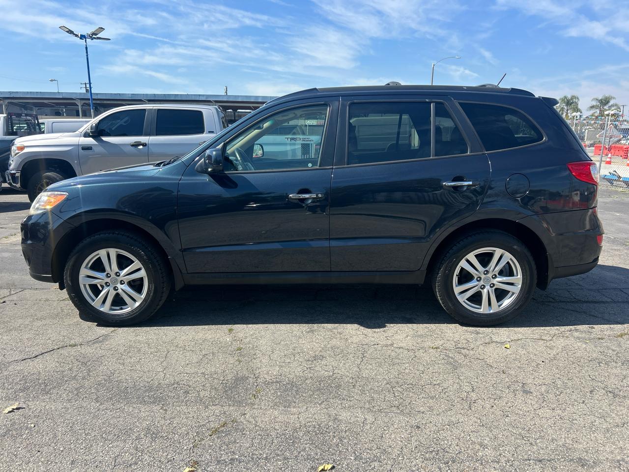 Hyundai Santa Fe FWD 4dr I4 Limited 2012