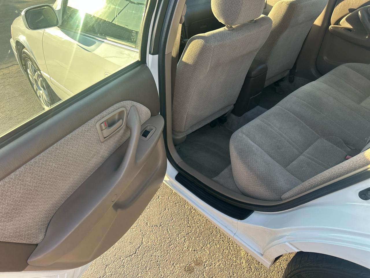 Toyota Camry 4dr Sdn XLE V6 Auto 2000