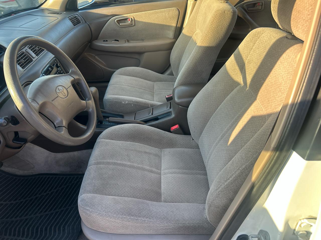 Toyota Camry 4dr Sdn XLE V6 Auto 2000