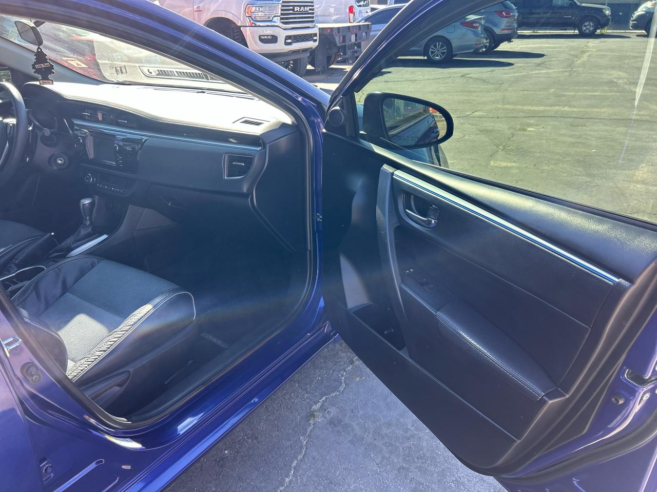 Toyota Corolla 4dr Sdn CVT S w/Special Edition Pkg (Natl) 2016