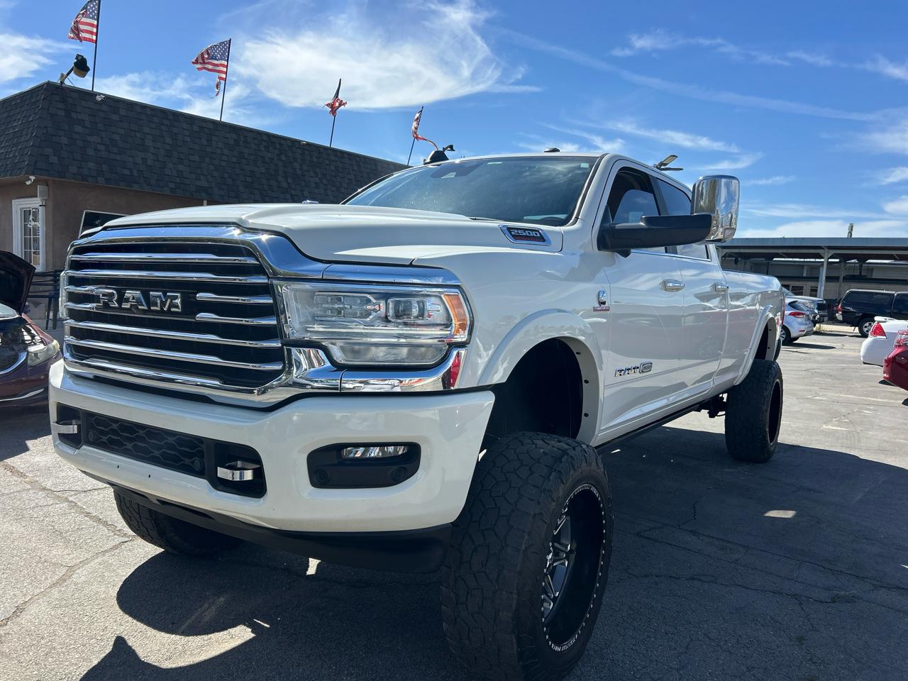 RAM 2500 Longhorn 4x4 Crew Cab 8' Box 2022