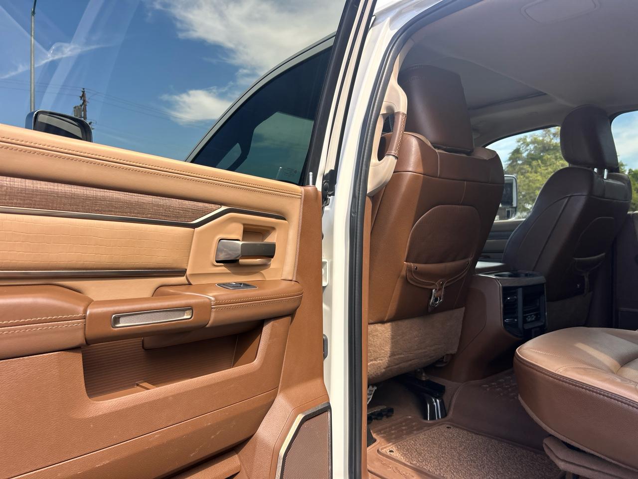 RAM 2500 Longhorn 4x4 Crew Cab 8' Box 2022