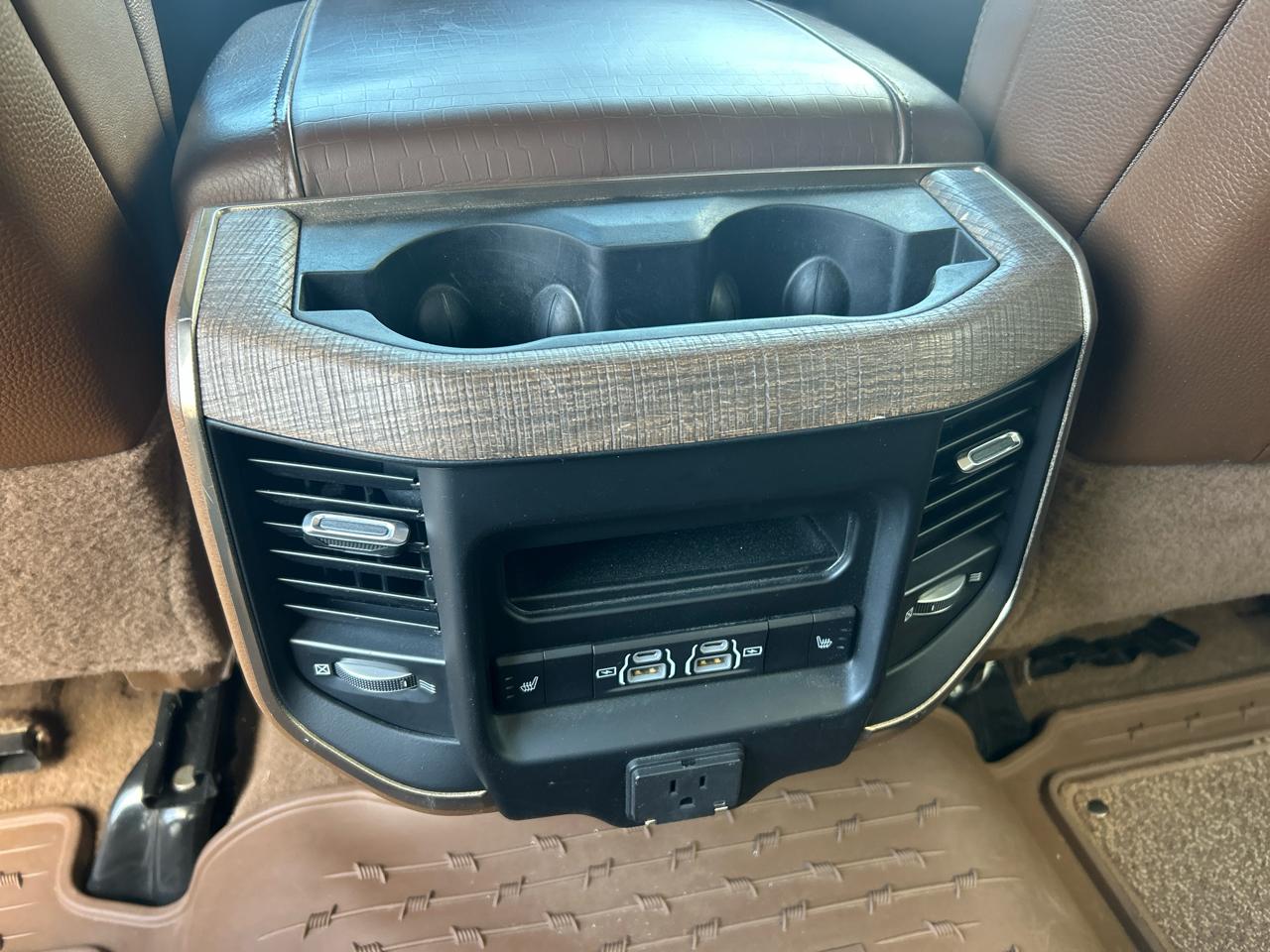 RAM 2500 Longhorn 4x4 Crew Cab 8' Box 2022