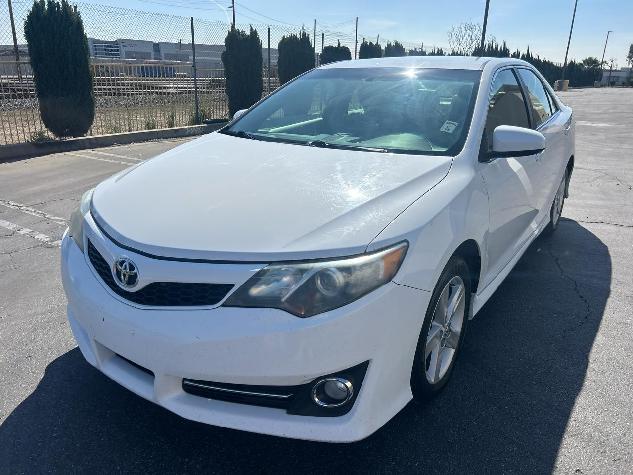 Toyota Camry 2014.5 4dr Sdn I4 Auto SE Sport (Natl) 2014