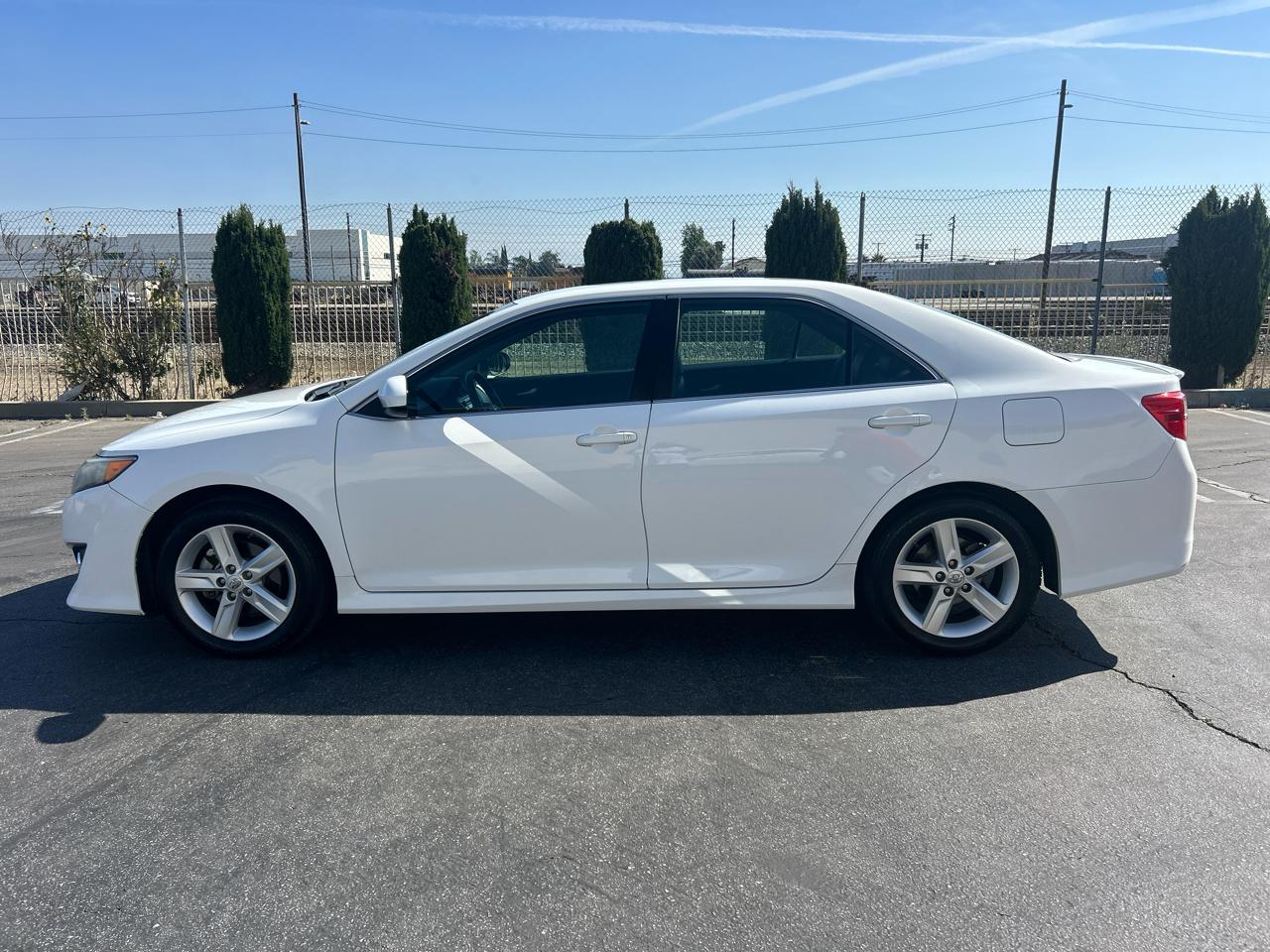 Toyota Camry 2014.5 4dr Sdn I4 Auto SE Sport (Natl) 2014