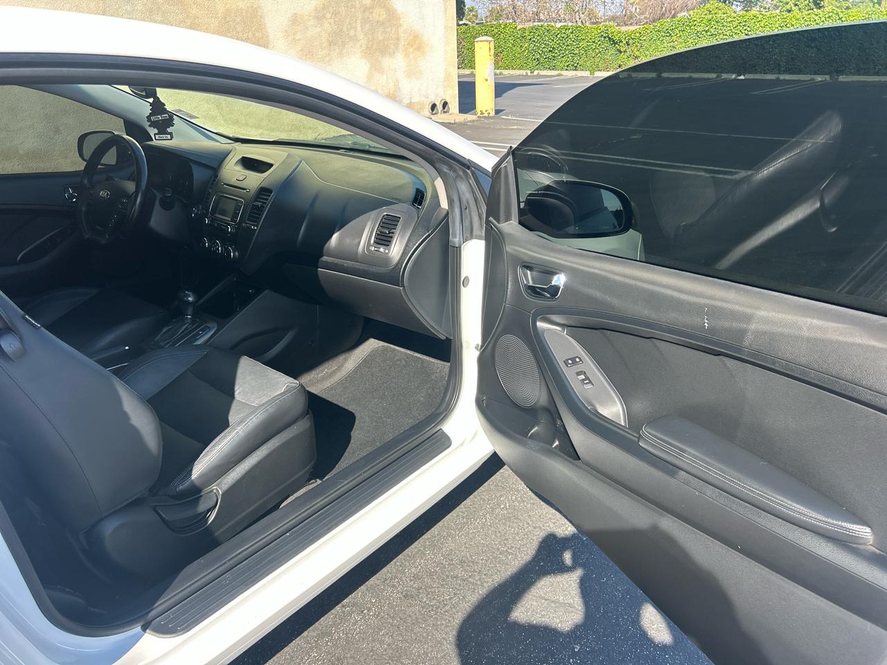 Kia Forte Koup 2dr Cpe Auto EX 2015