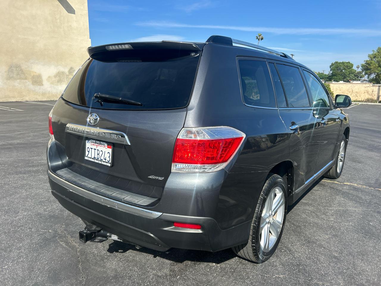 Toyota Highlander 4WD 4dr V6 Limited (Natl) 2012