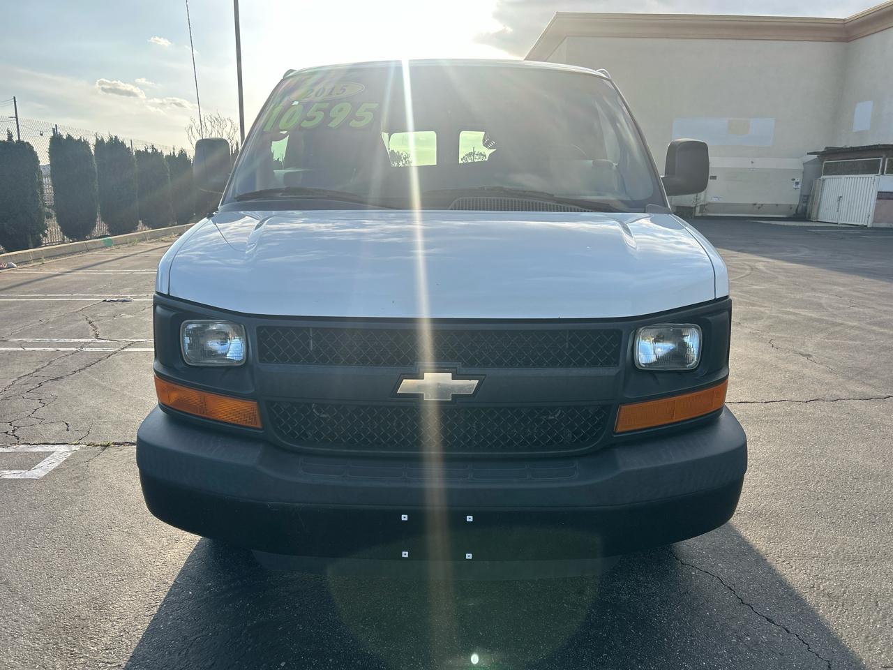 Chevrolet Express Cargo Van RWD 2500 135" 2015