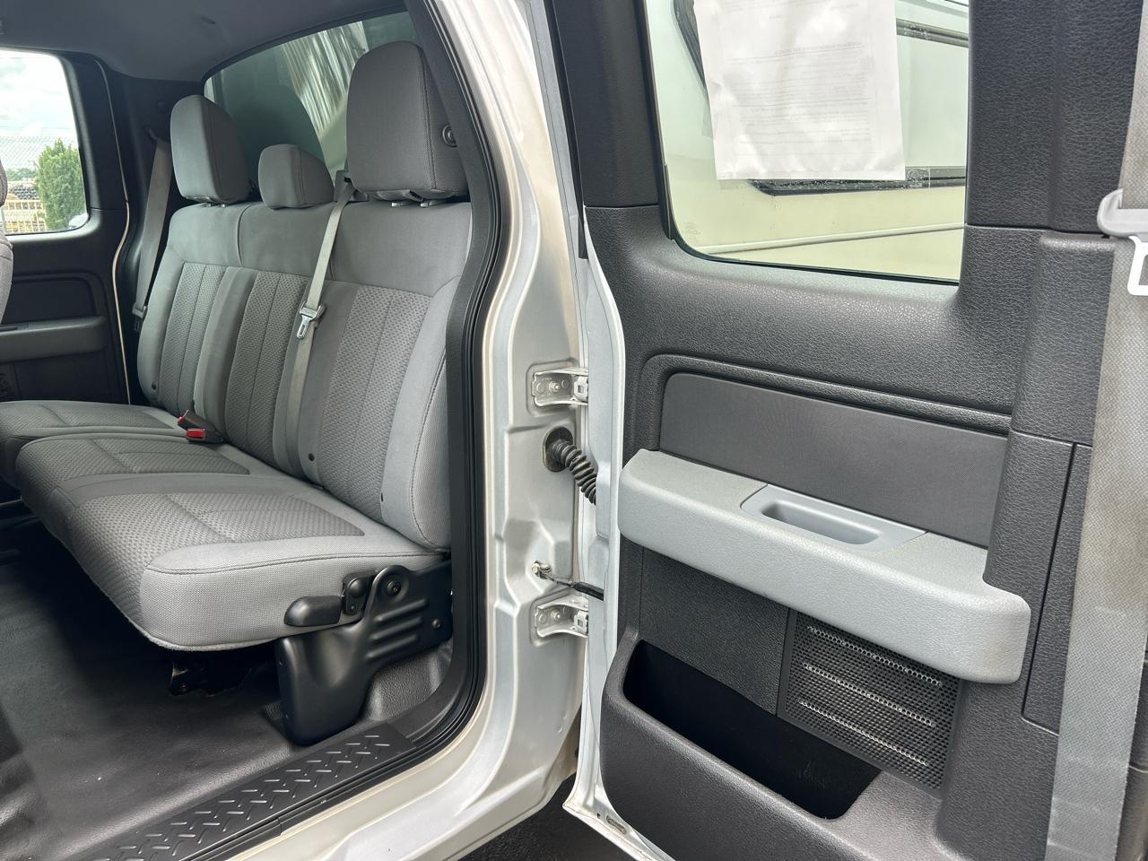 Ford F-150 2WD SuperCab 145" Lariat 2013