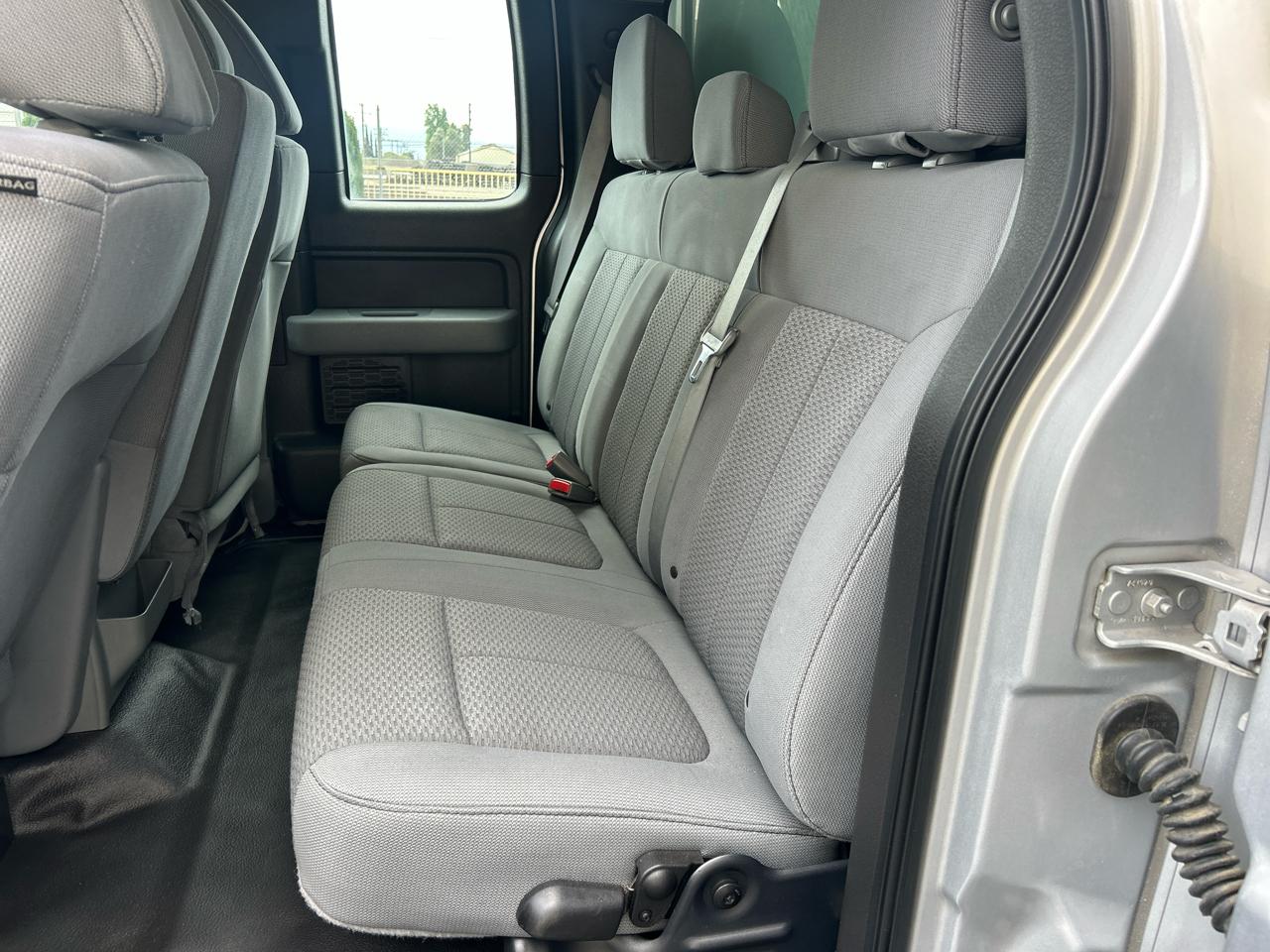 Ford F-150 2WD SuperCab 145" Lariat 2013