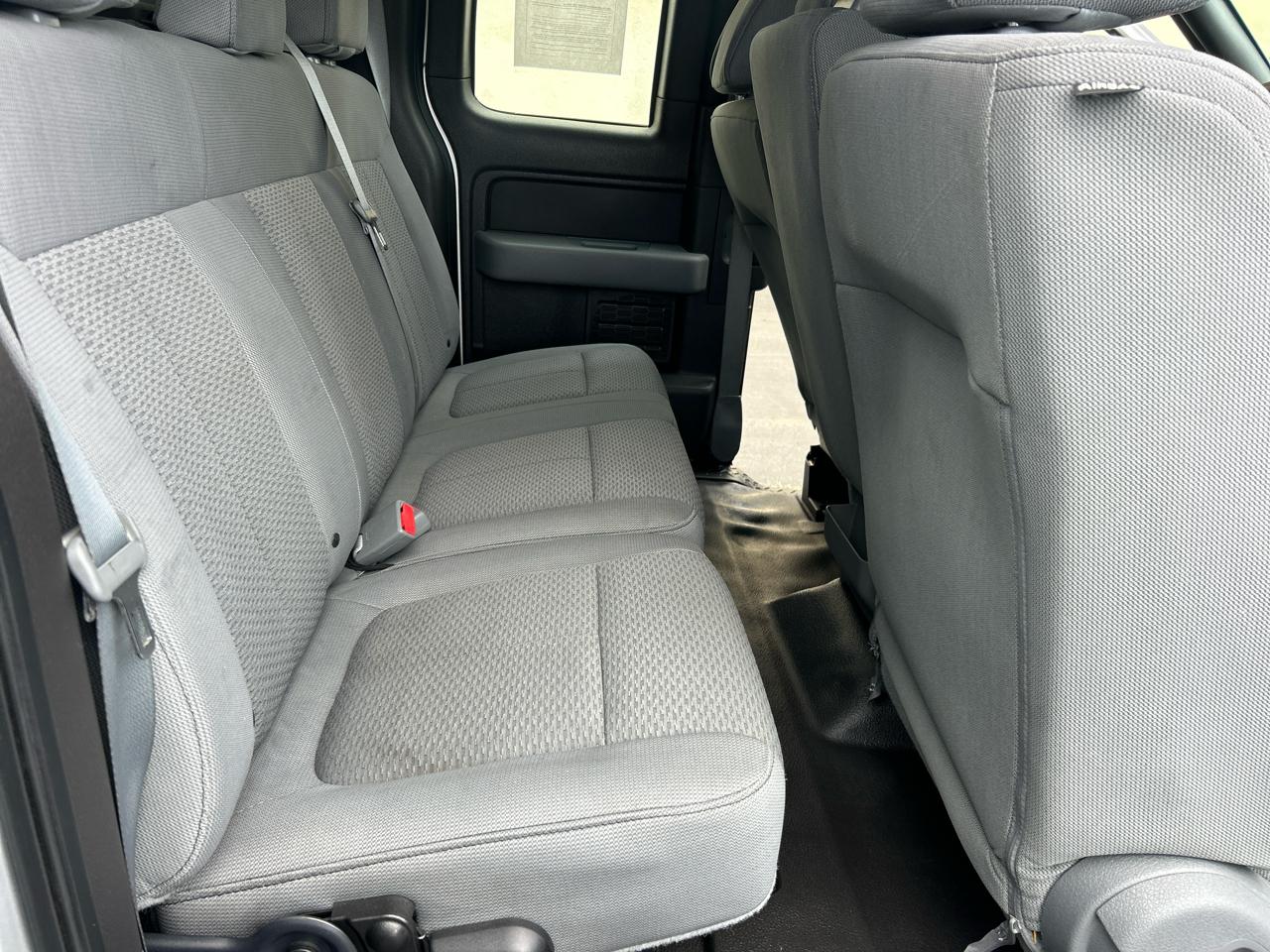 Ford F-150 2WD SuperCab 145" Lariat 2013