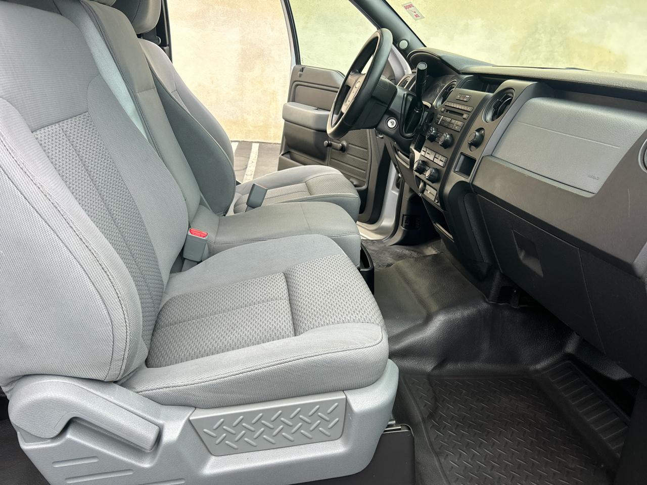 Ford F-150 2WD SuperCab 145" Lariat 2013