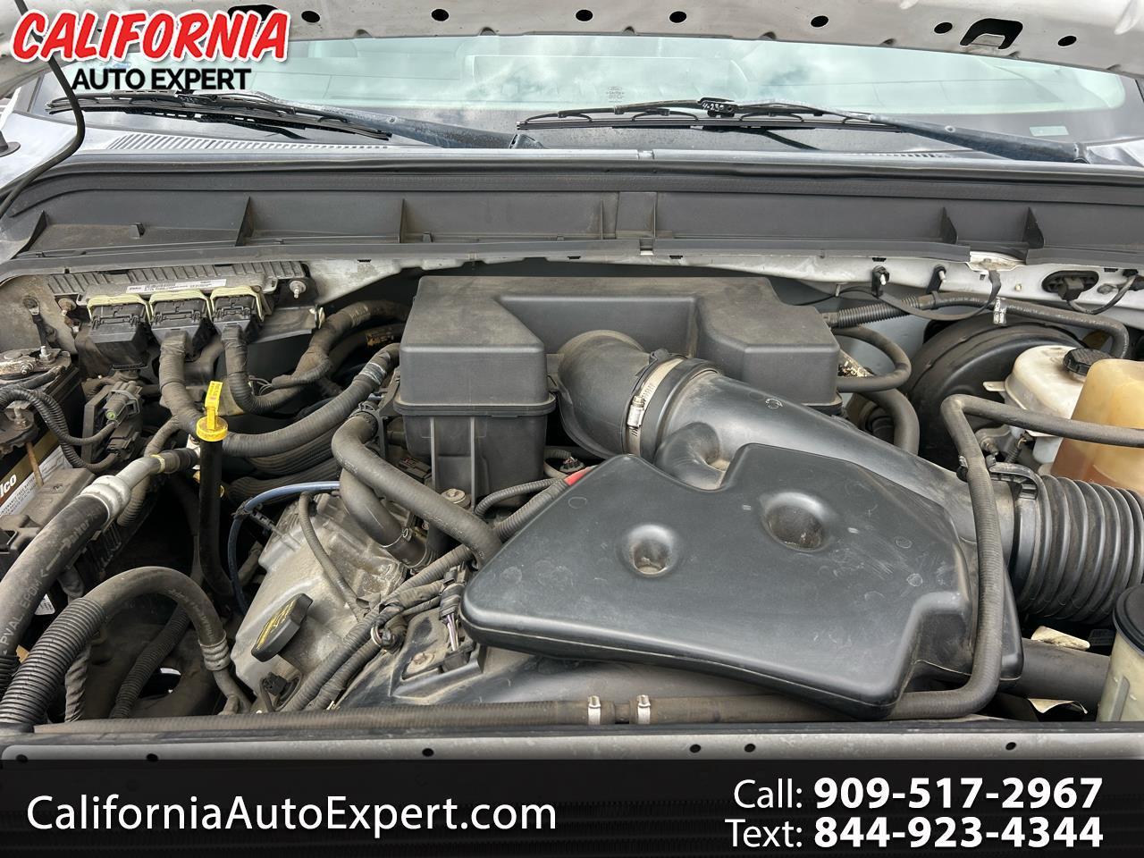 Ford Super Duty F-250 SRW 2WD Reg Cab 137" XLT 2011