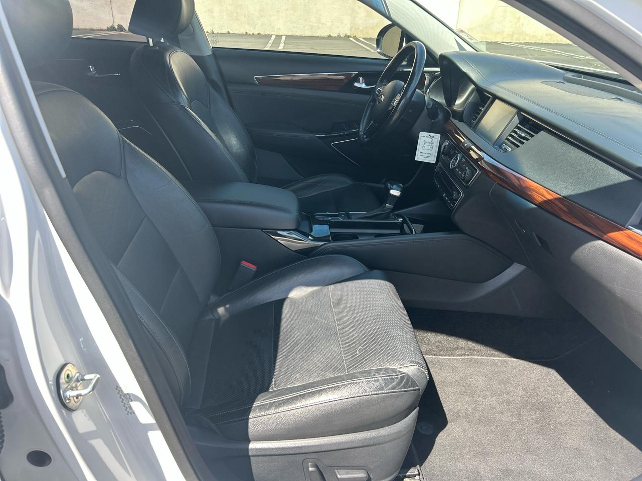 Kia Cadenza Premium Sedan 2017