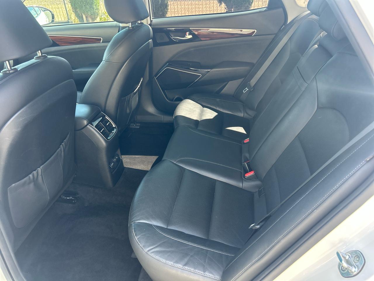 Kia Cadenza Premium Sedan 2017