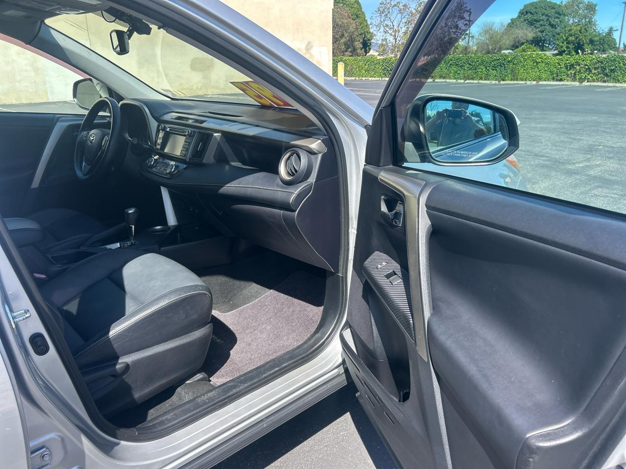 Toyota RAV4 AWD 4dr Limited (Natl) 2014