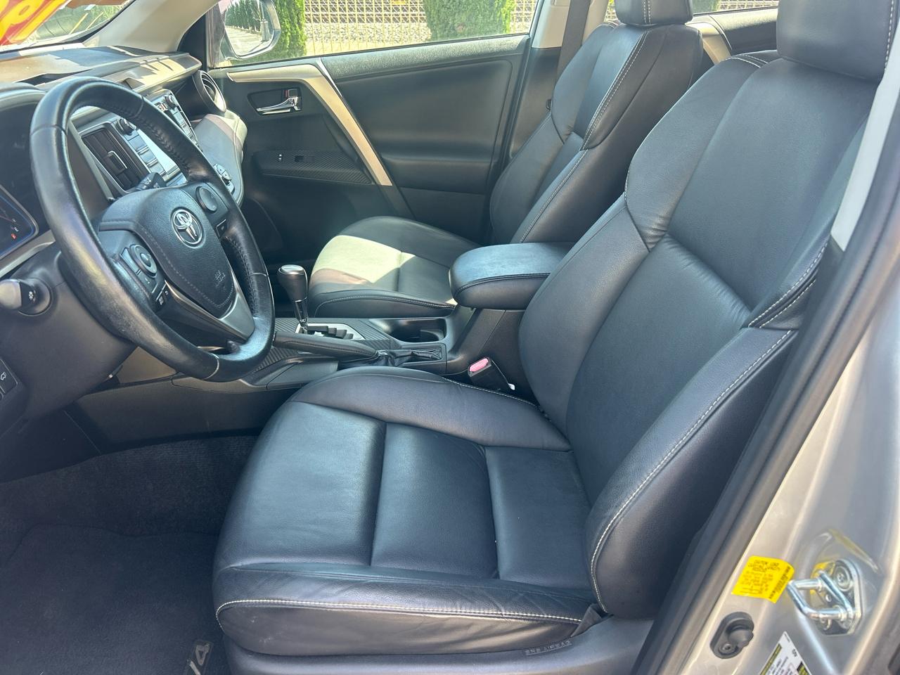 Toyota RAV4 AWD 4dr Limited (Natl) 2014