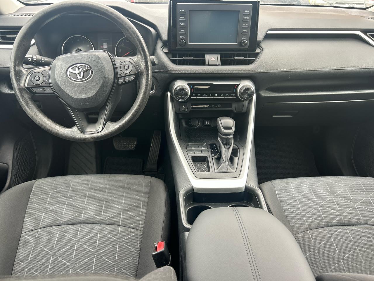 Toyota RAV4 XLE FWD (Natl) 2019