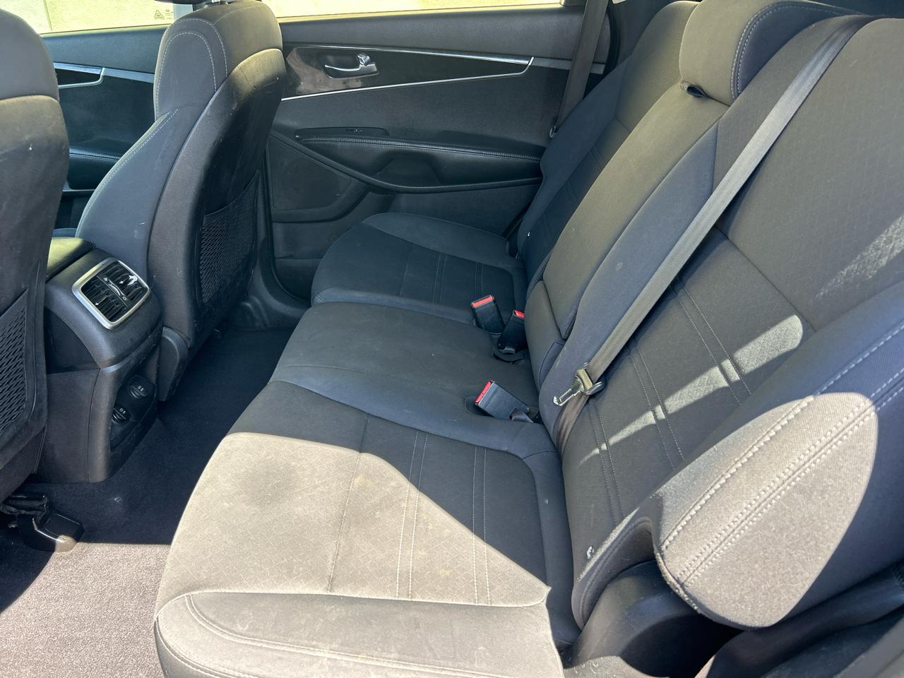 Kia Sorento FWD 4dr 2.4L LX 2016