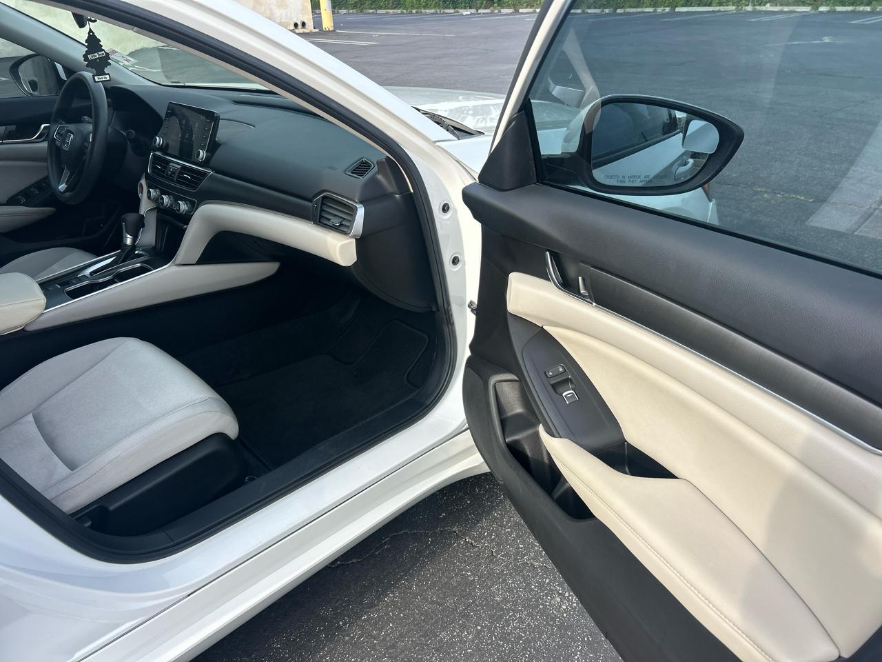 Honda Accord Sedan LX 1.5T CVT 2021