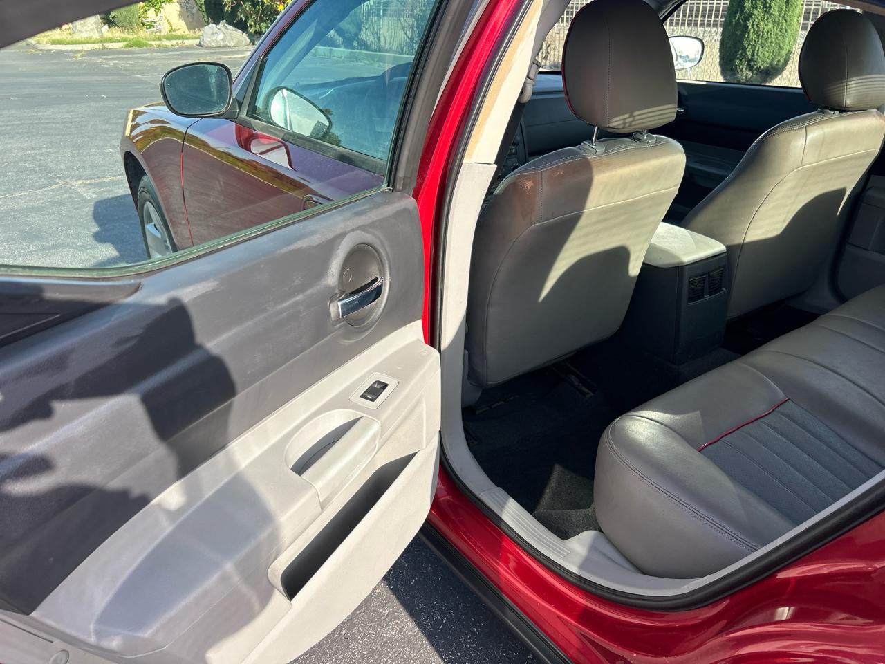 Dodge Charger 4dr Sdn 4-Spd Auto RWD 2007