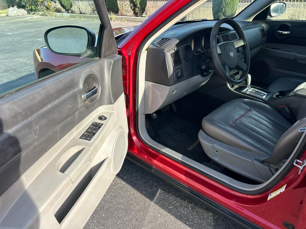 Dodge Charger 4dr Sdn 4-Spd Auto RWD 2007