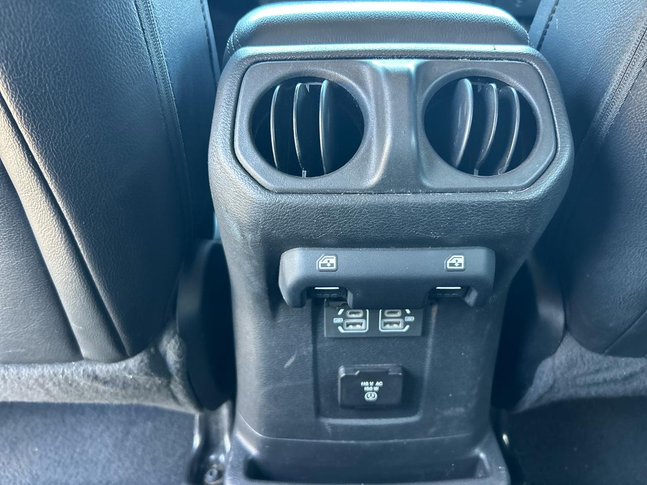 Jeep Wrangler Unlimited Sahara Altitude 4x4 2022