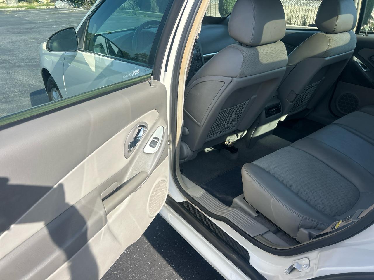 Chevrolet Malibu Maxx 4dr Sdn LT 2005